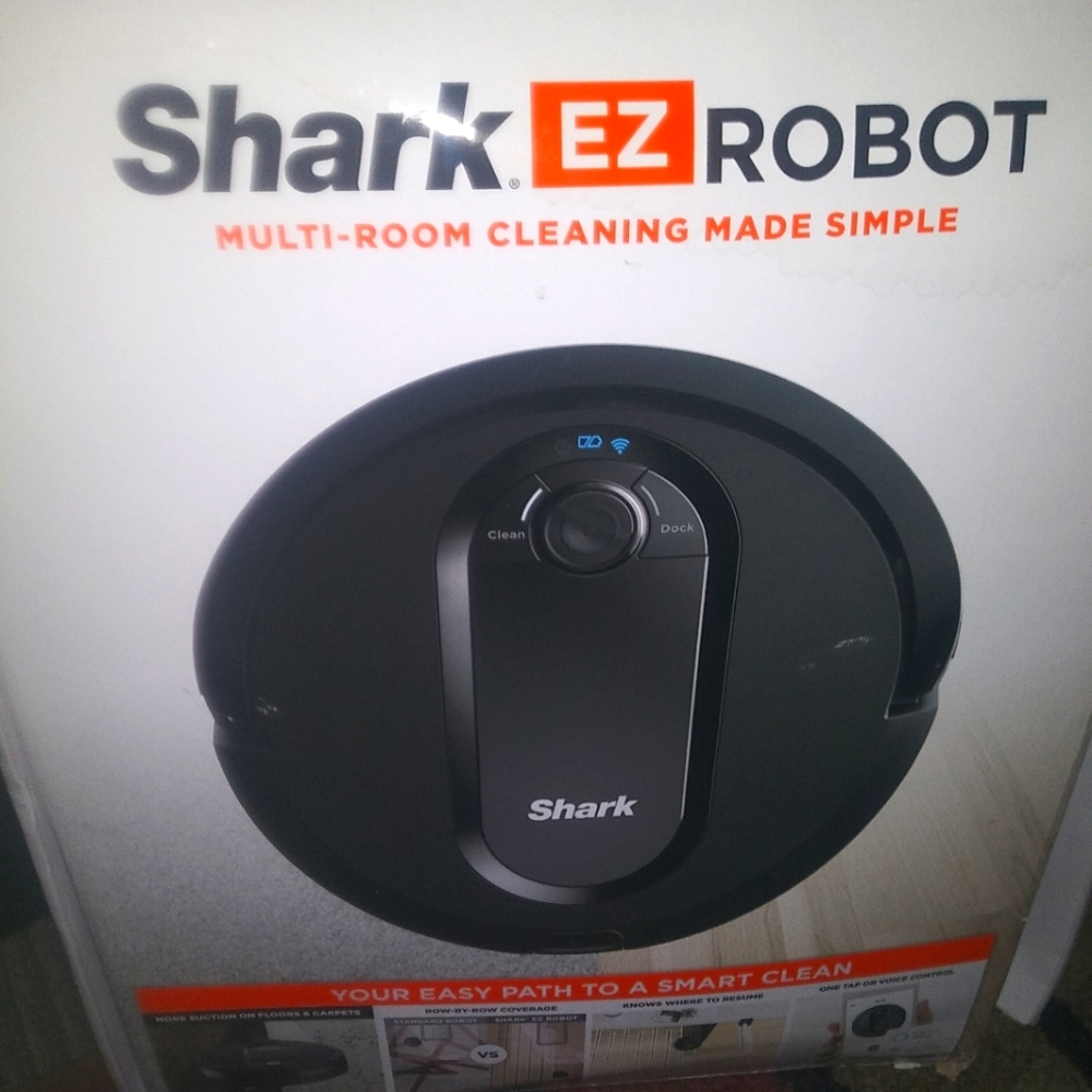 Shark easy robot